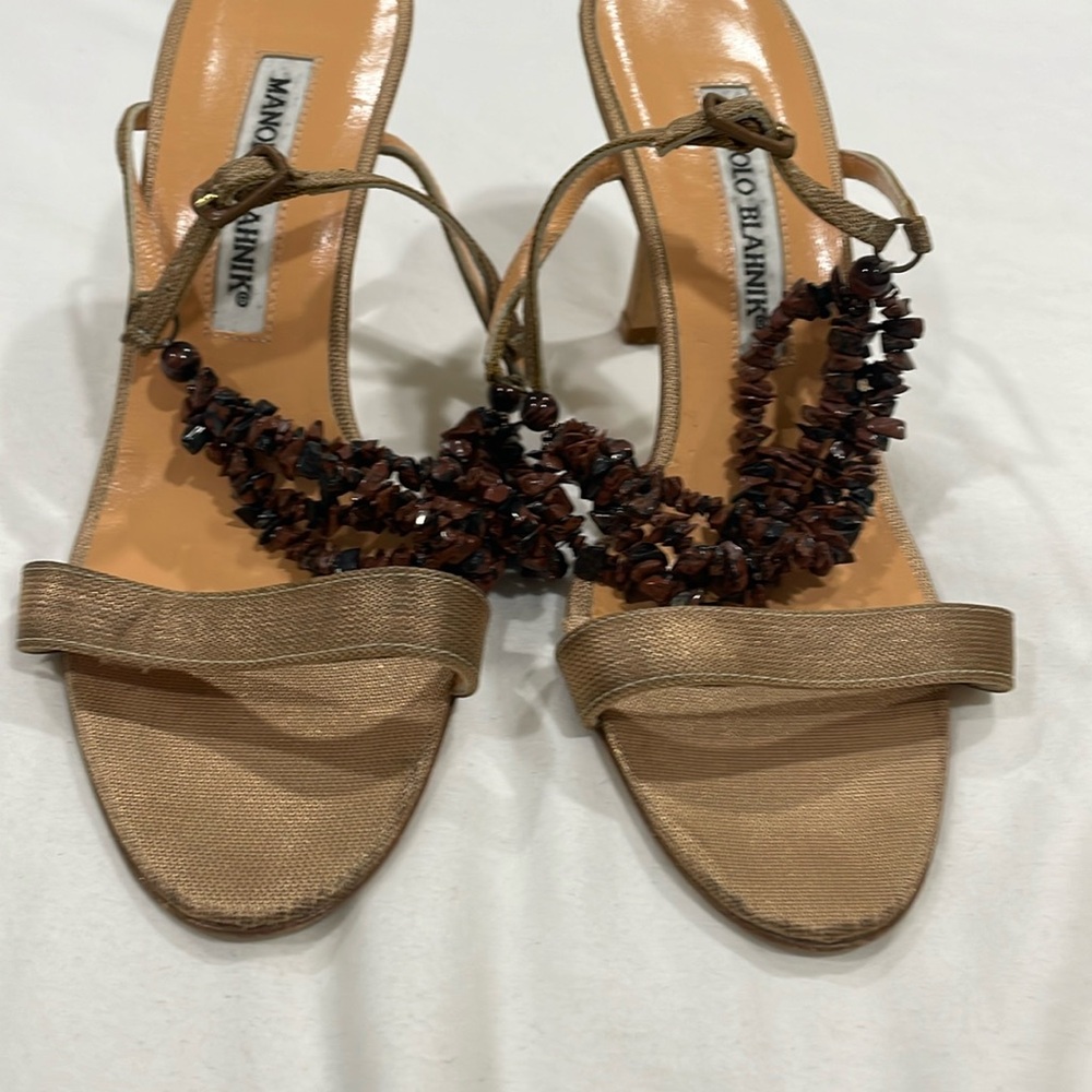 Manolo Blahnik . Heeled sandal. Metallic dusty Rose . Ankle accent strap.